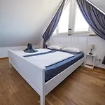 בית נופש Familienfreundliches Salzhaff-urlaub *