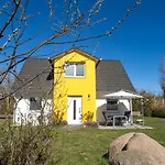 בית נופש Familienfreundliches Salzhaff-urlaub *